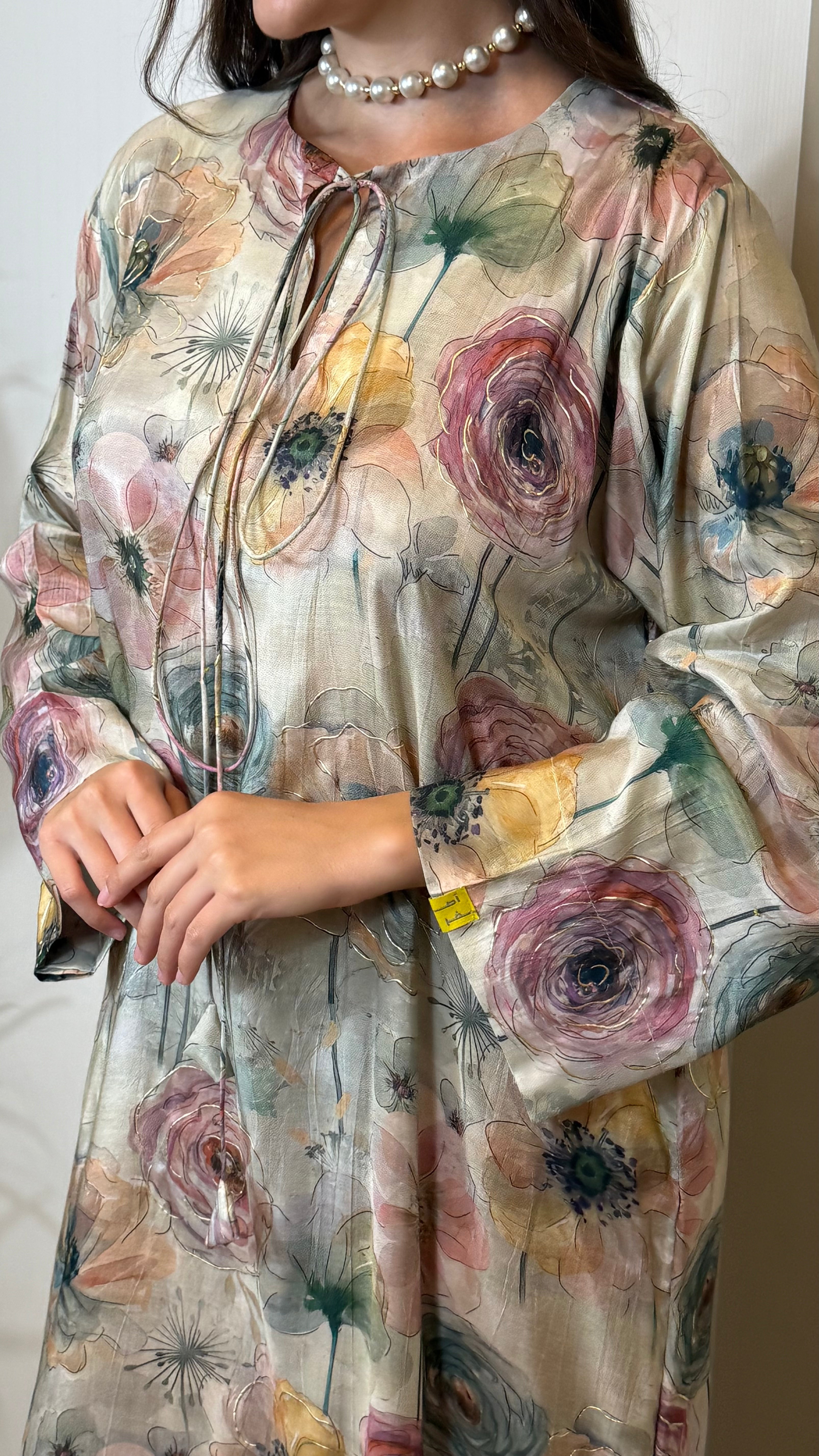 Jalabiya- Gray Floral