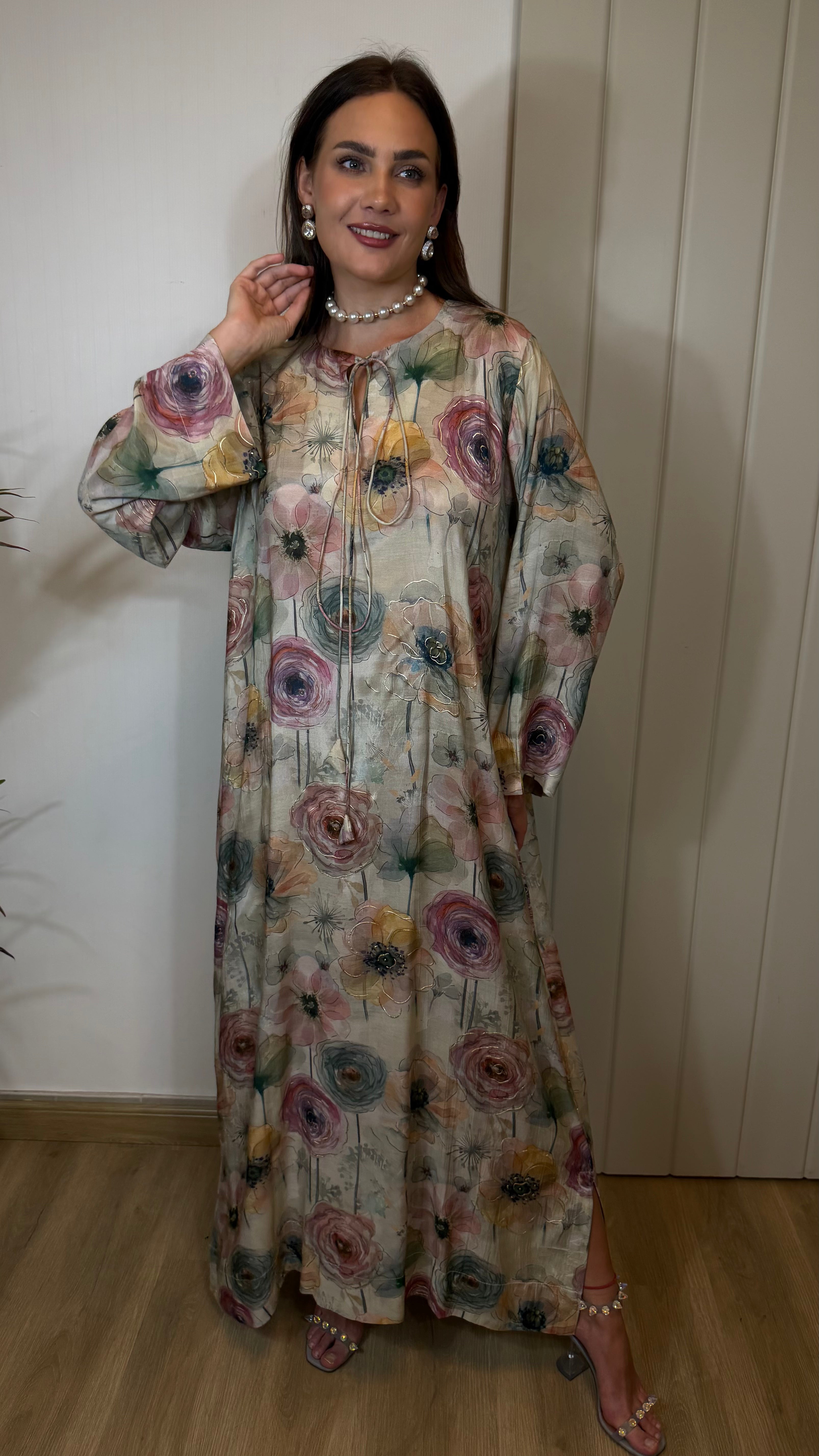 Jalabiya- Gray Floral