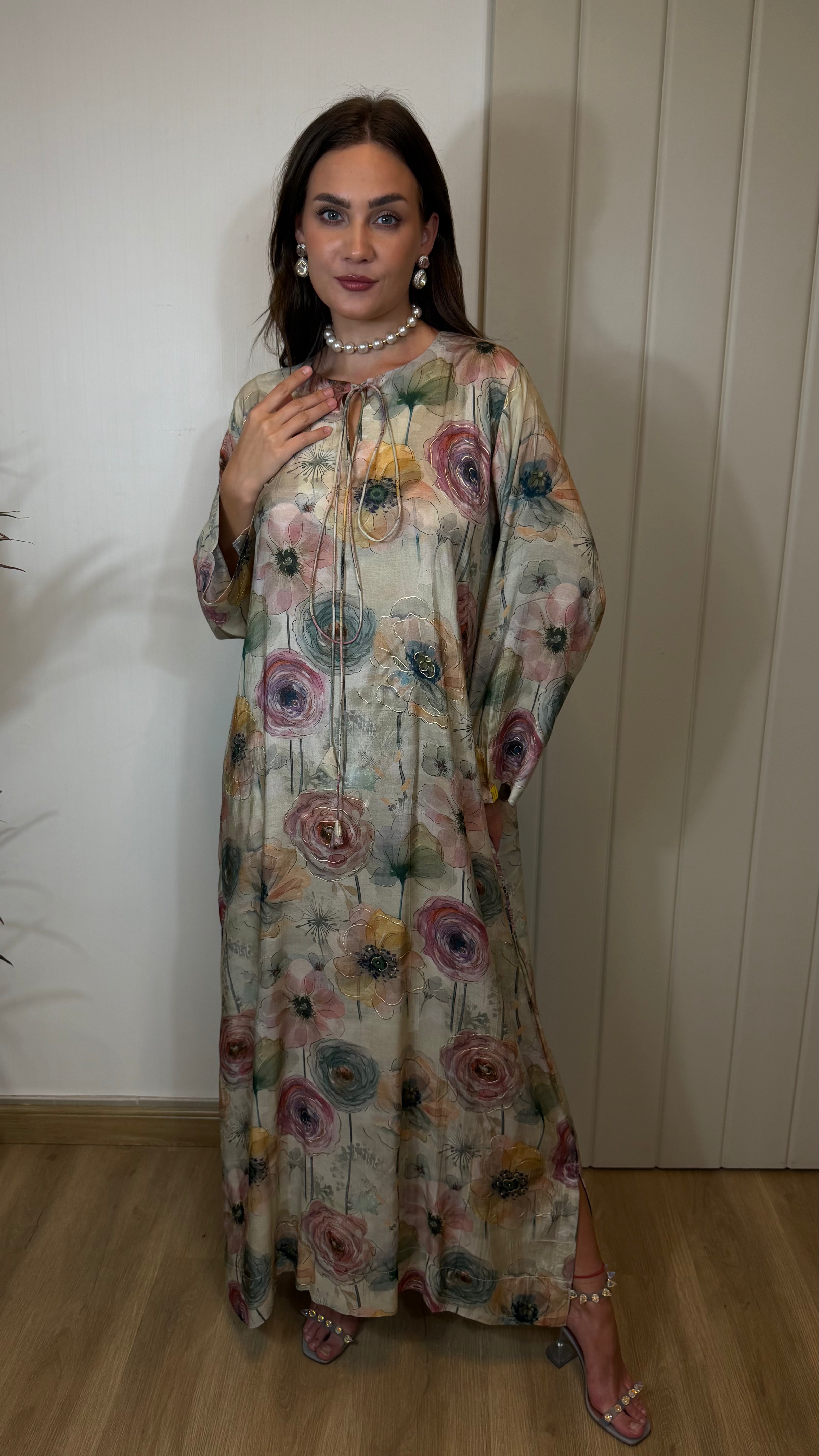 Jalabiya- Gray Floral