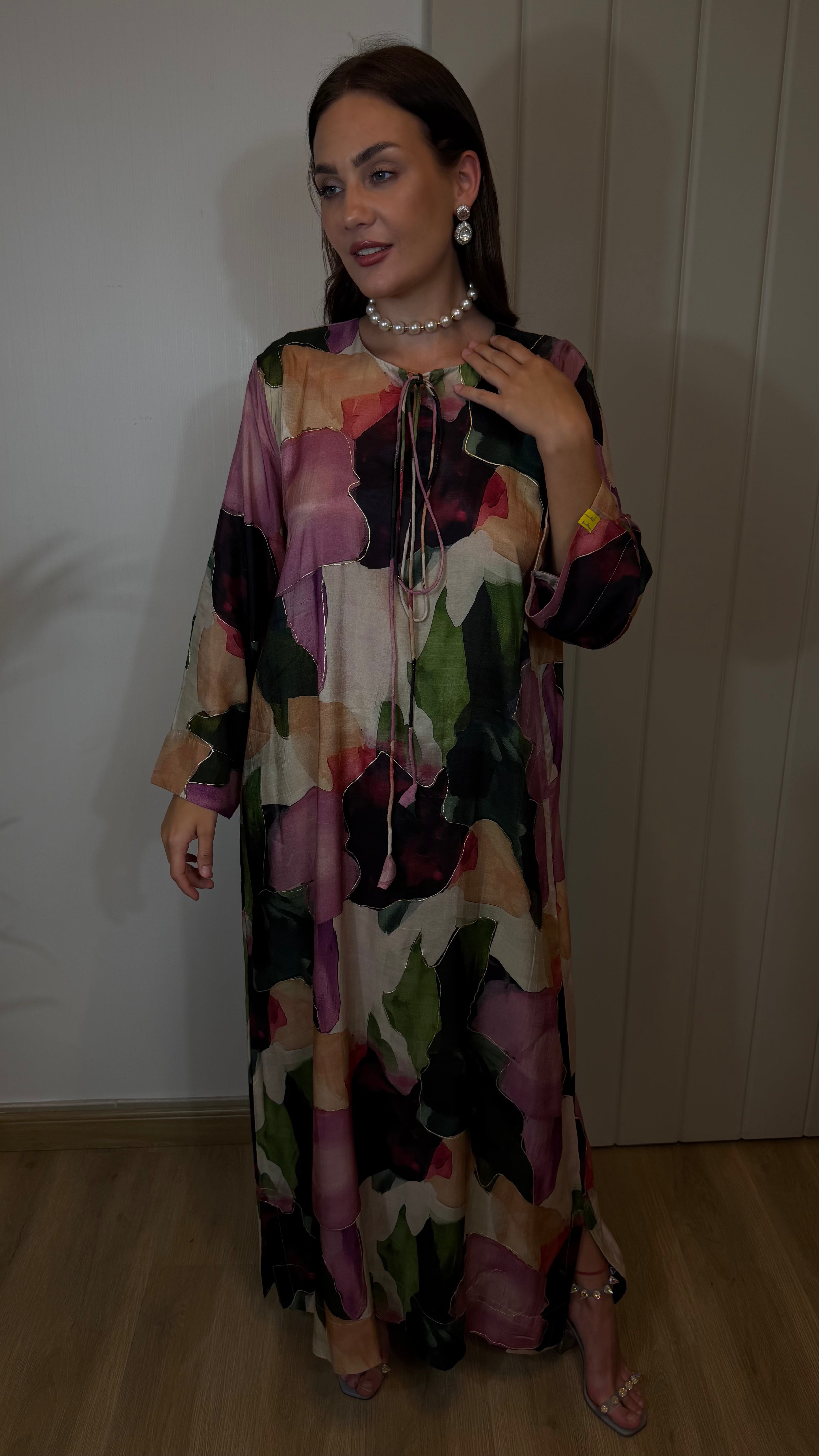 Jalabiya- Burgandy Abstract