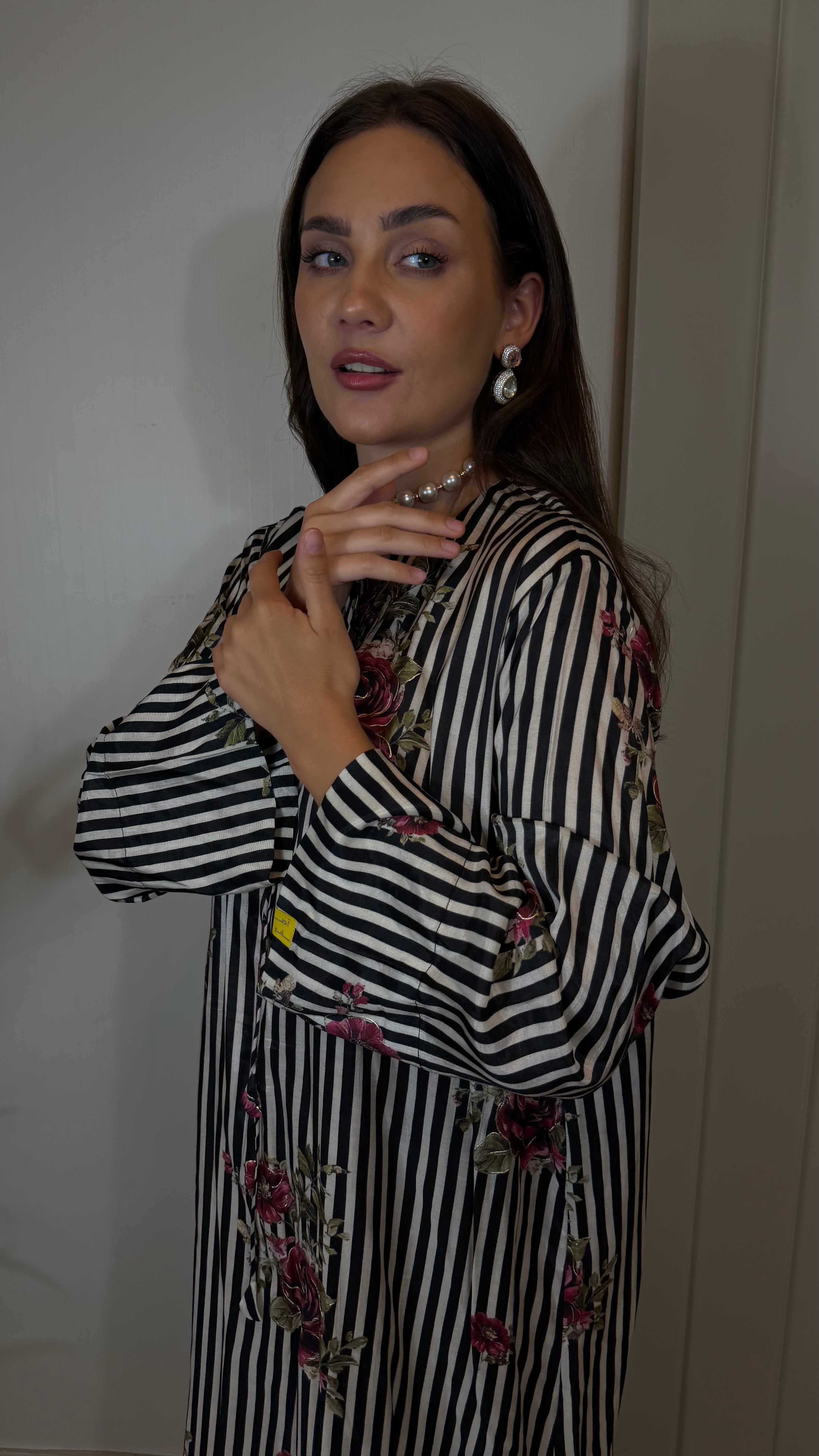 Jalabiya- Floral Strips