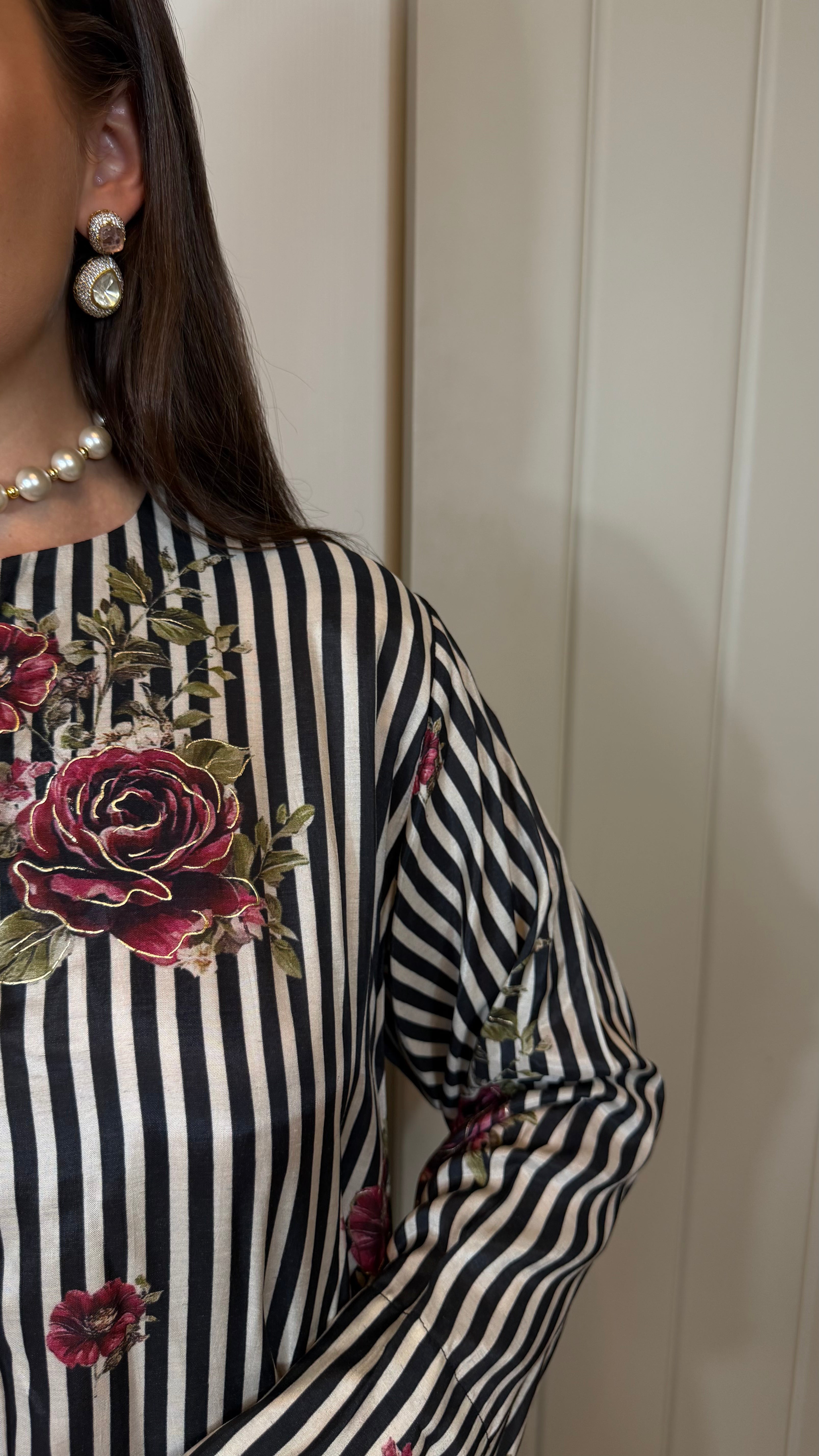 Jalabiya- Floral Strips