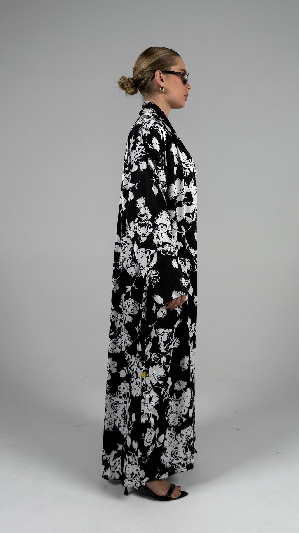 Pocket Abaya-Black Rose