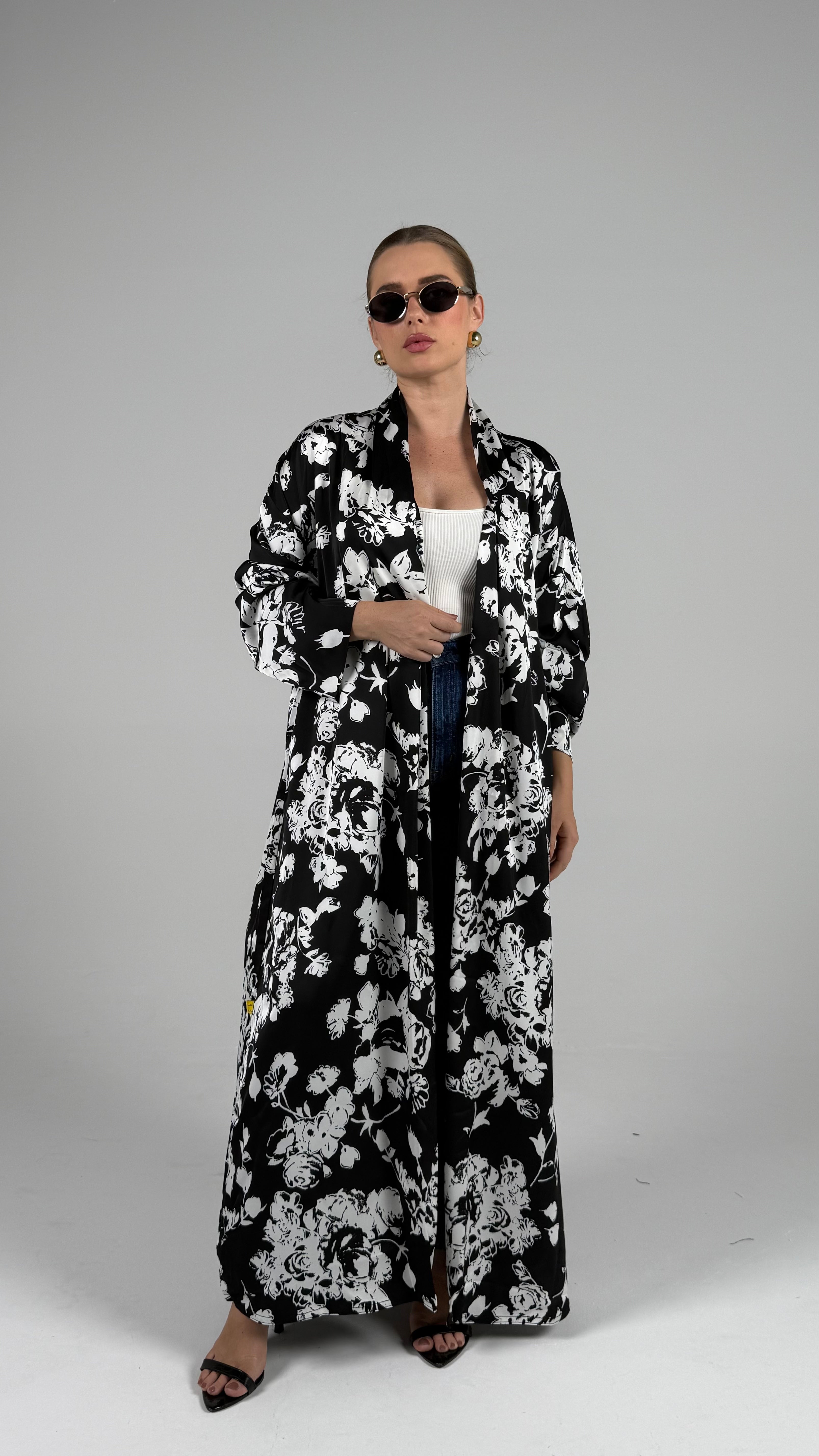 Pocket Abaya-Black Rose