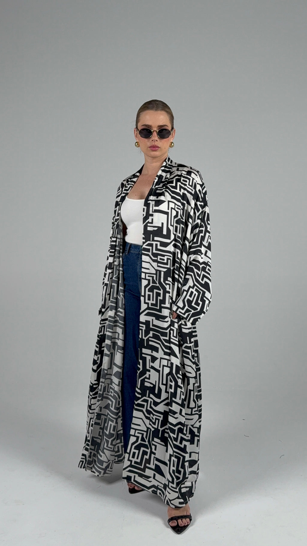 Pocket Abaya-Geometry