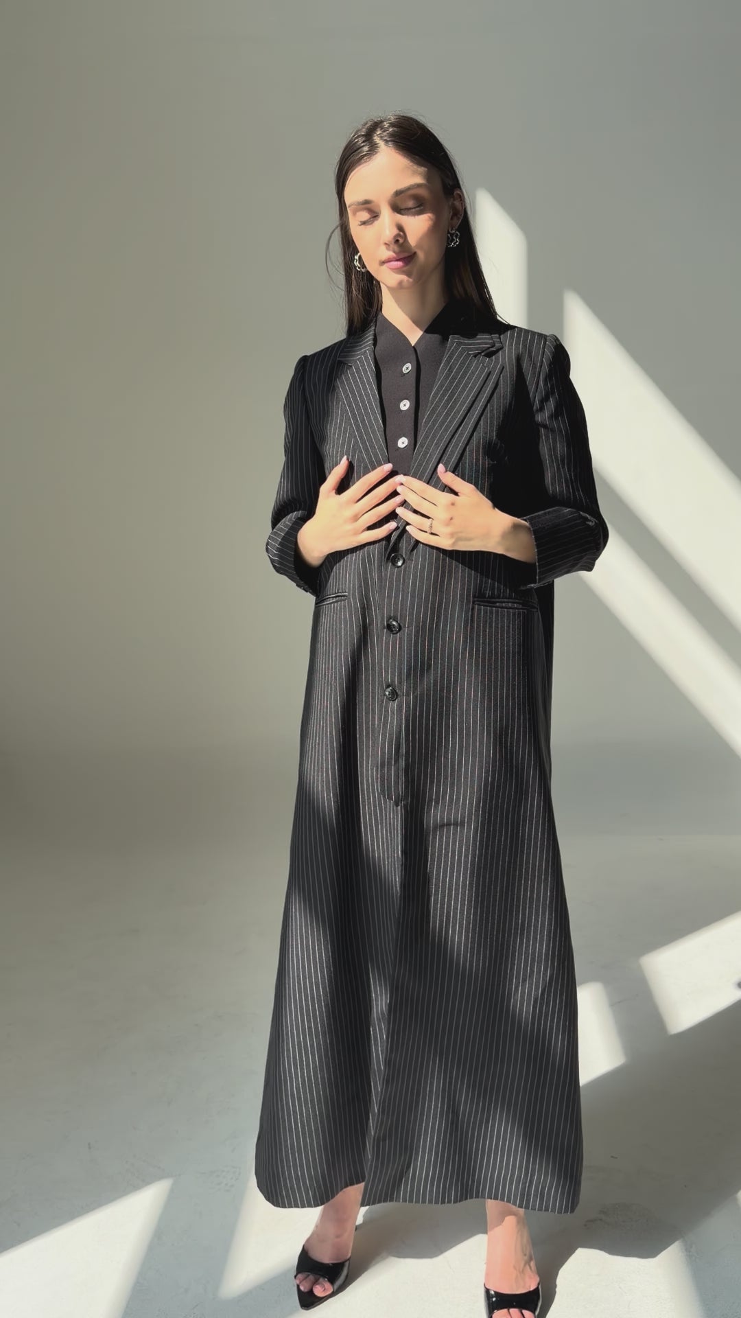 Double Collar Blazer- Black/White