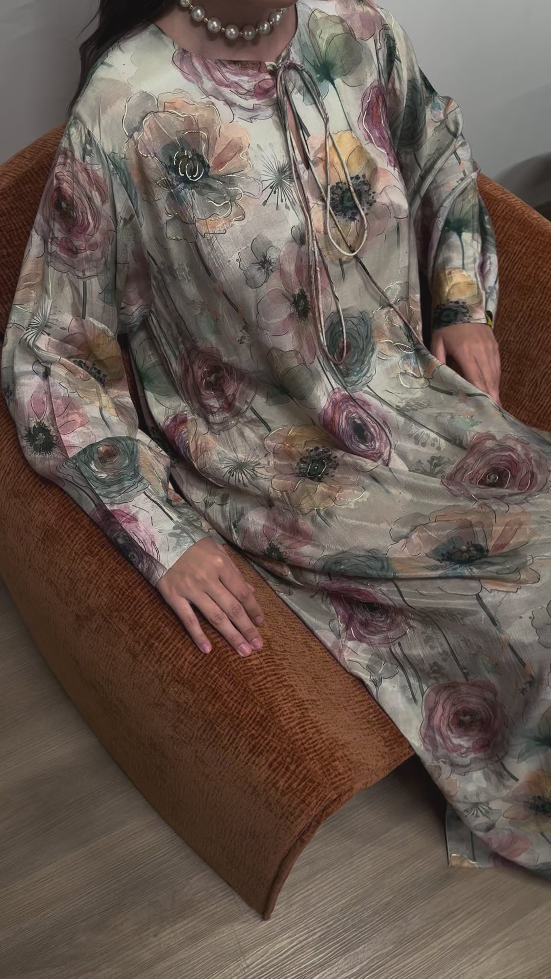 Jalabiya- Gray Floral