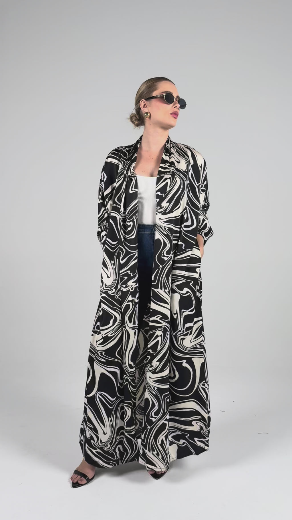 Pocket Abaya-Swirl