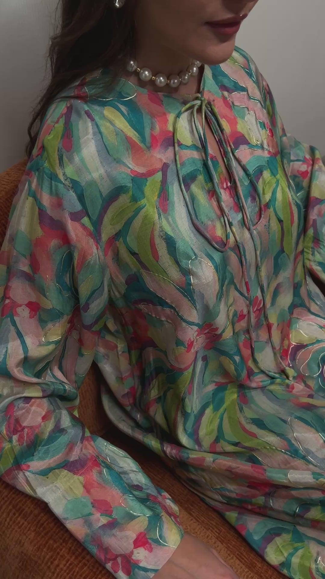 Jalabiya- Green Abstract