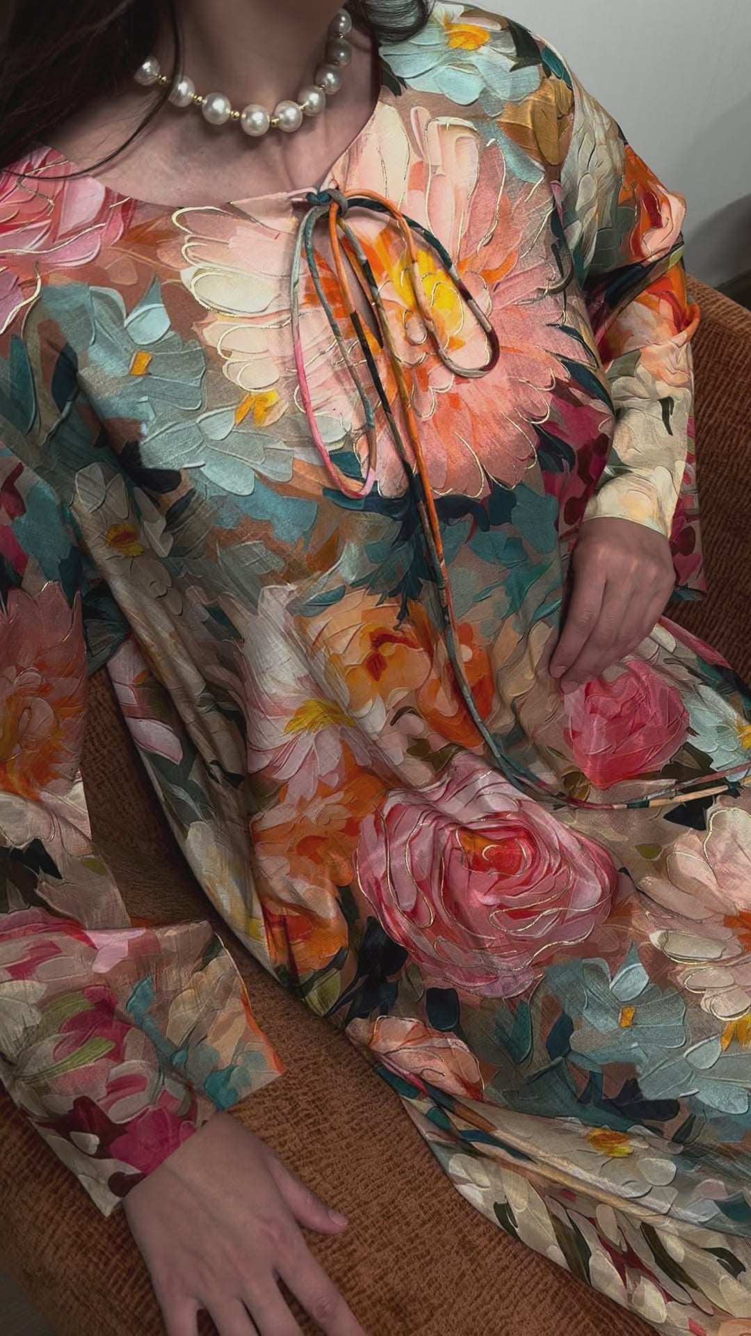 Jalabiya- All Over Flowers