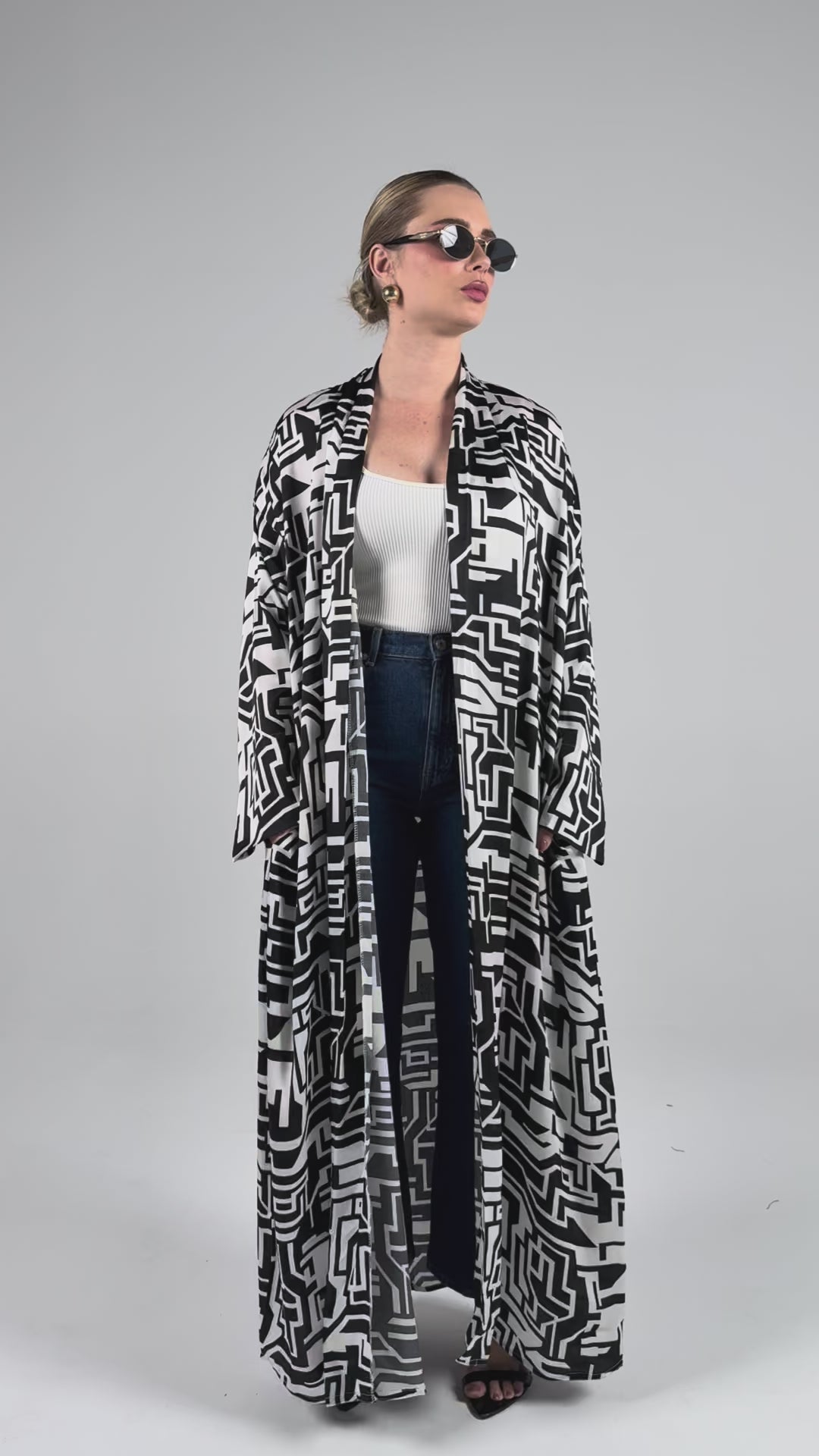 Pocket Abaya-Geometry